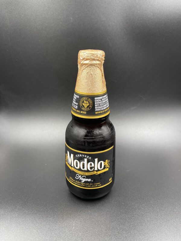 Modelo Negra
